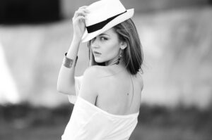 Decoding Fashionisk: A Complete Guide to Fashion Industry Trends